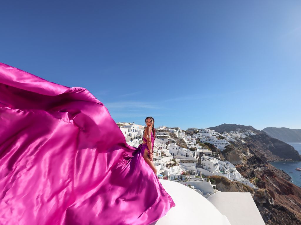 Experience the Best of Santorini with Our Premium Tours